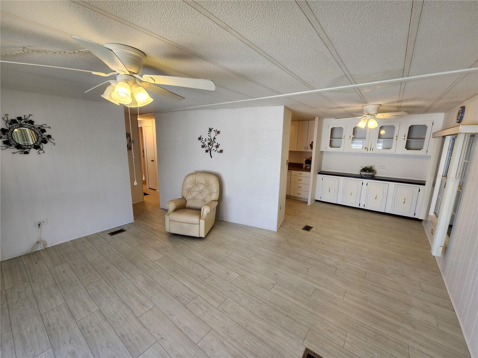 808 53RD AVE E #9, BRADENTON, FL, 34203