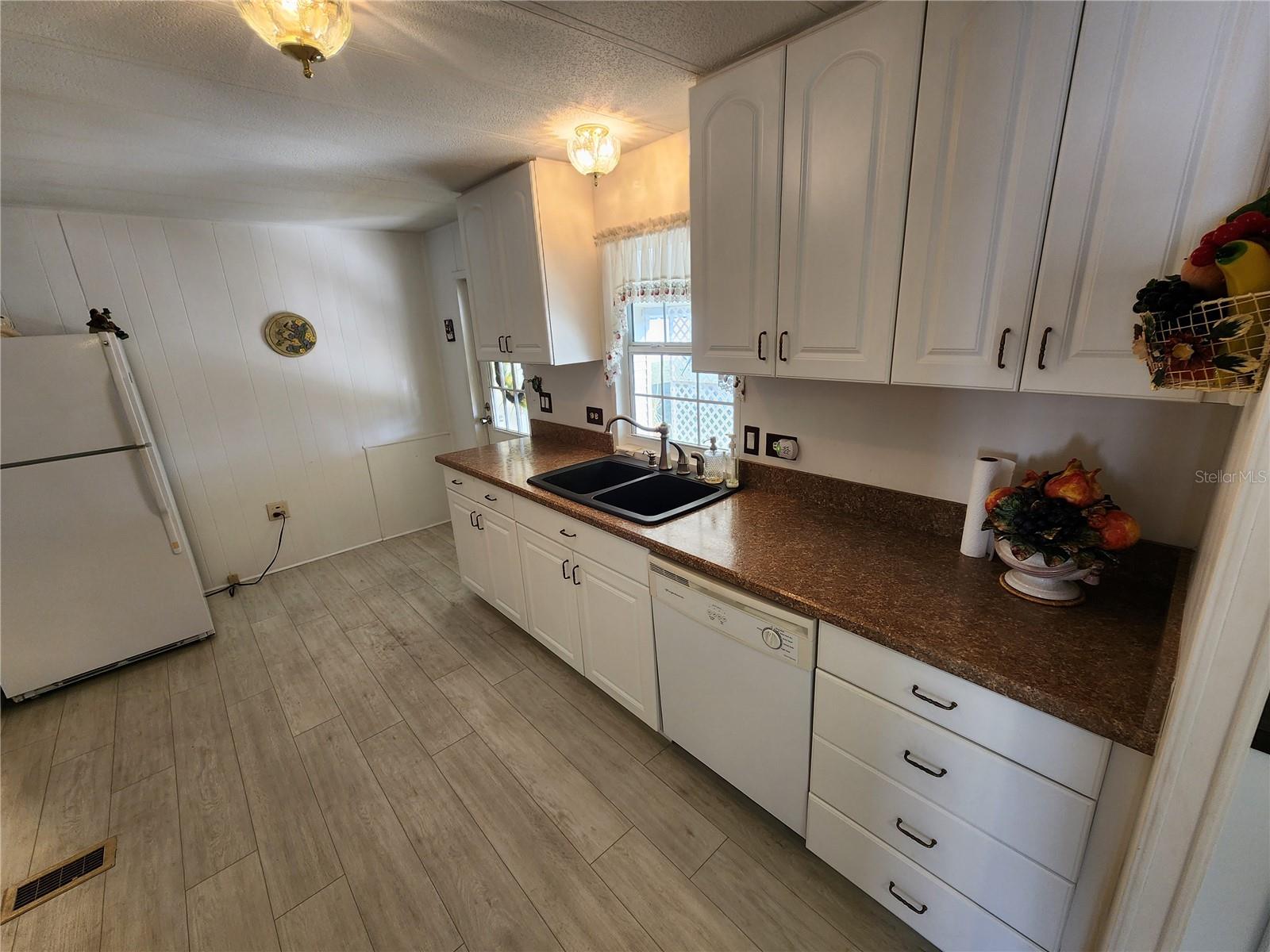 808 53RD AVE E #9, BRADENTON, FL, 34203