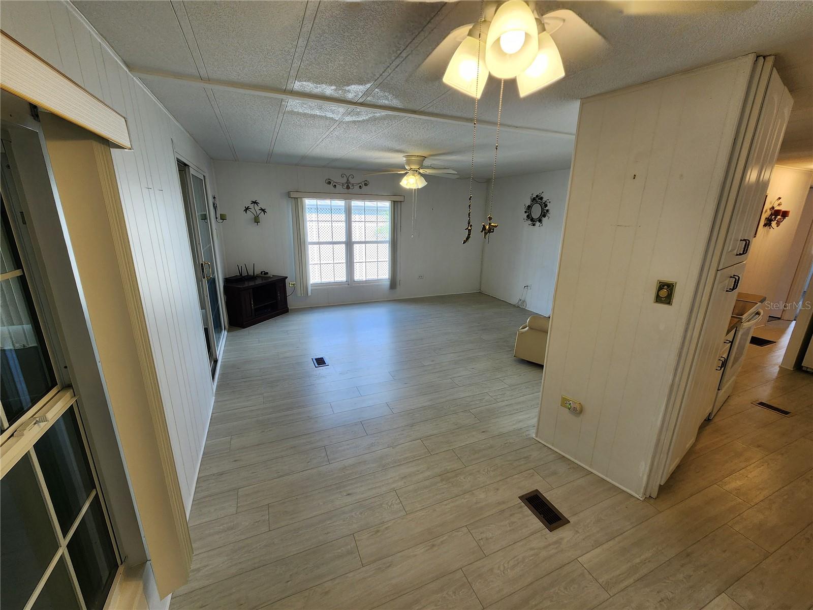 808 53RD AVE E #9, BRADENTON, FL, 34203