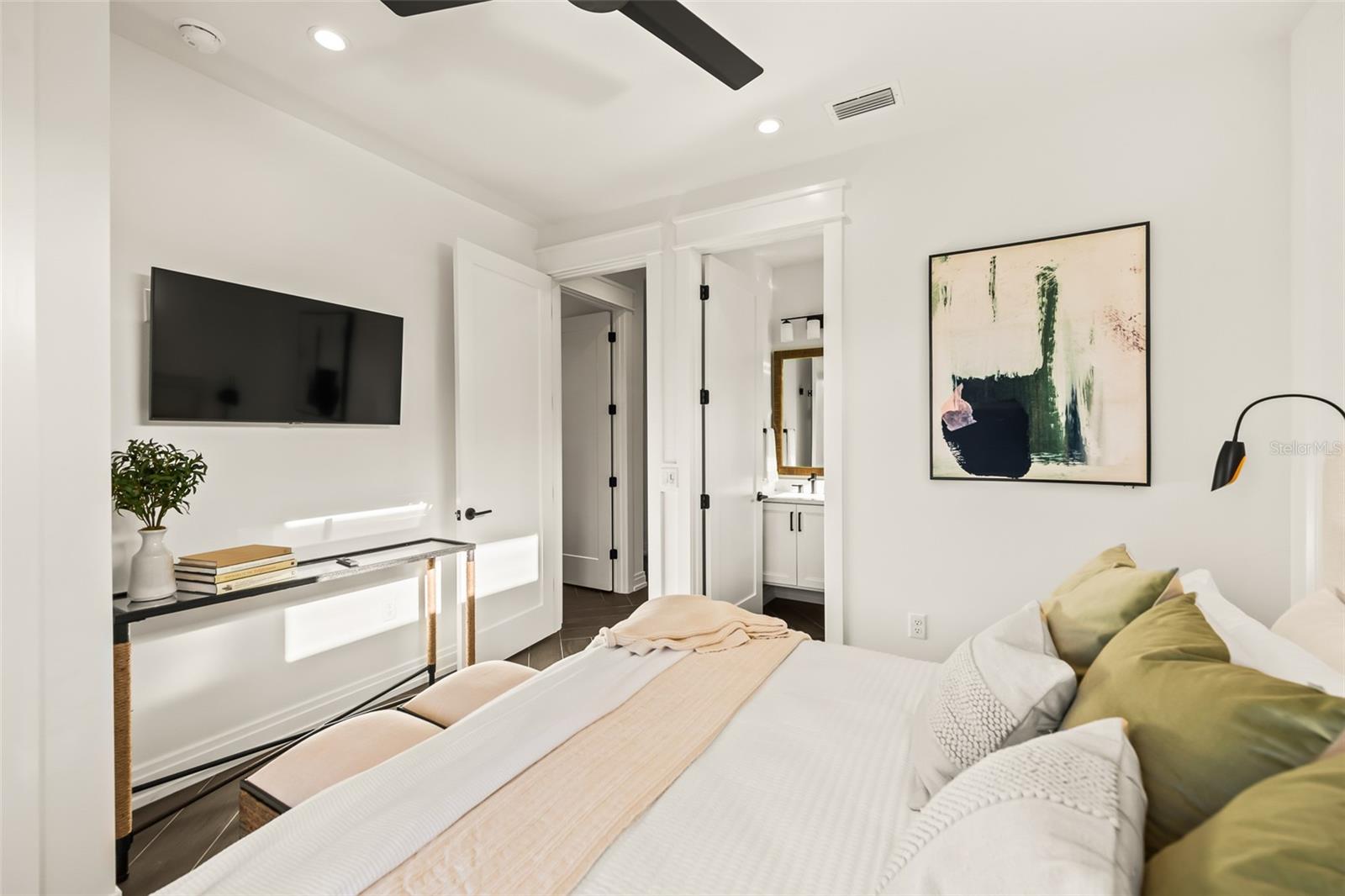 107 MAPLE AVE, ANNA MARIA, FL, 34216