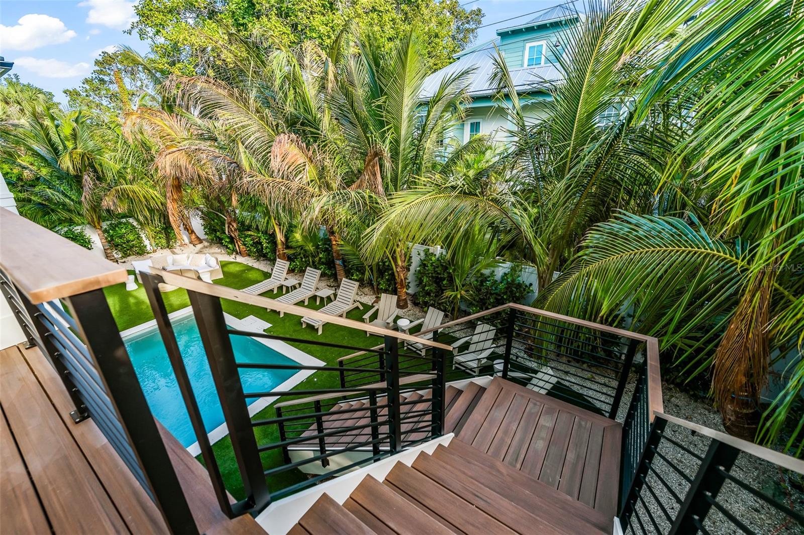 107 MAPLE AVE, ANNA MARIA, FL, 34216