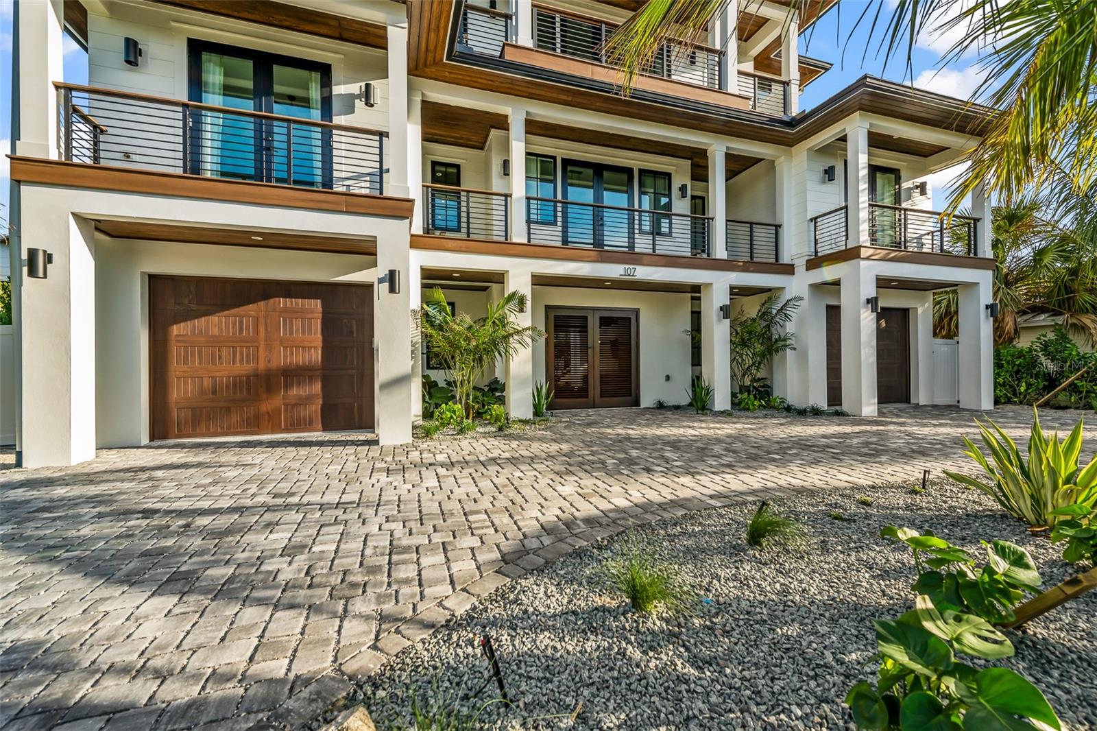 107 MAPLE AVE, ANNA MARIA, FL, 34216