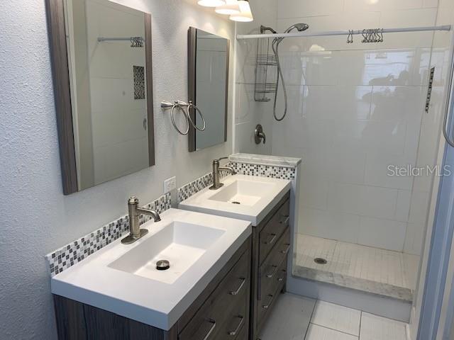 1311 E LAKE AVE, TAMPA, FL, 33605