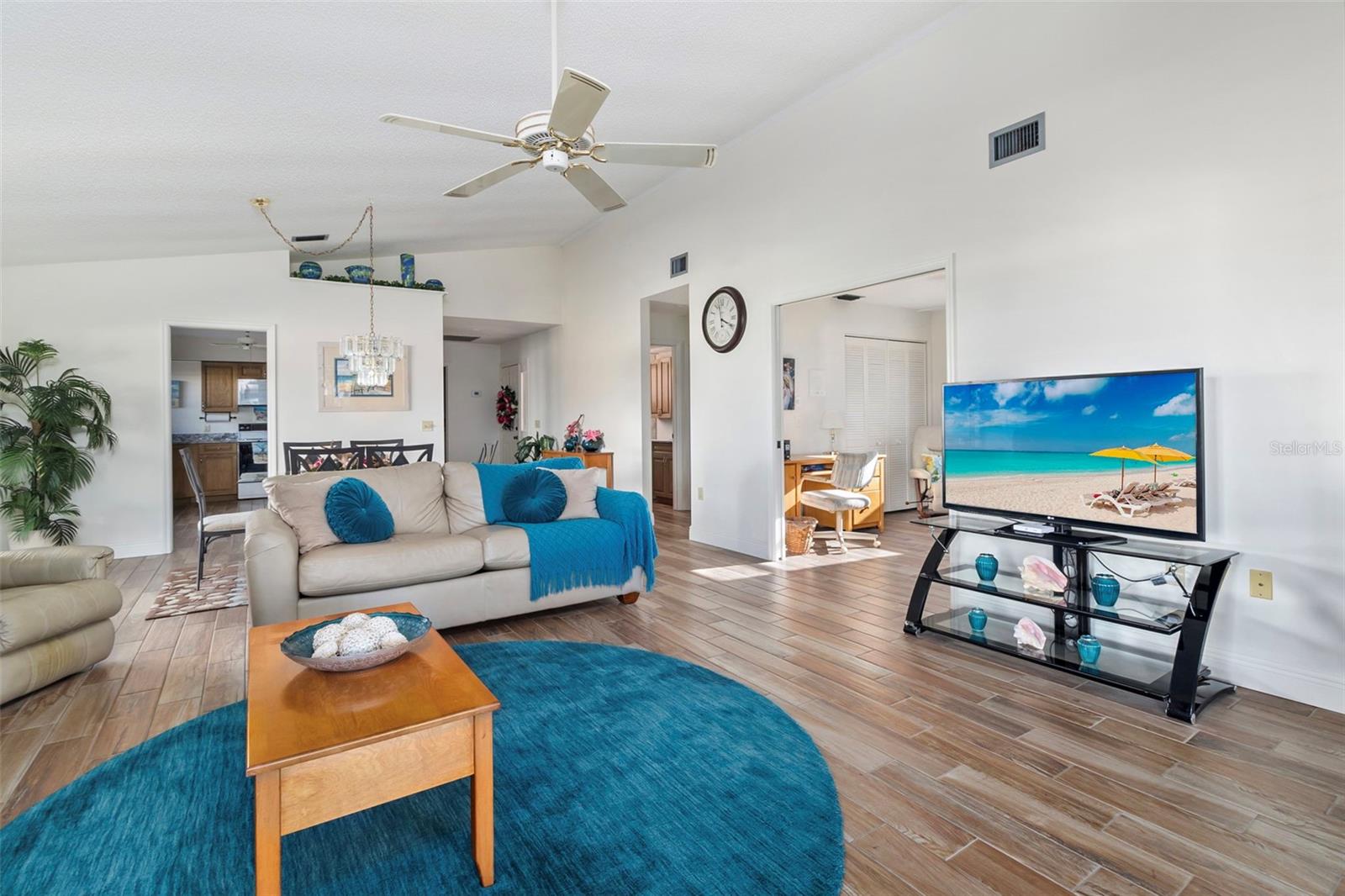713 HARRINGTON LAKE DR N #18, VENICE, FL, 34293