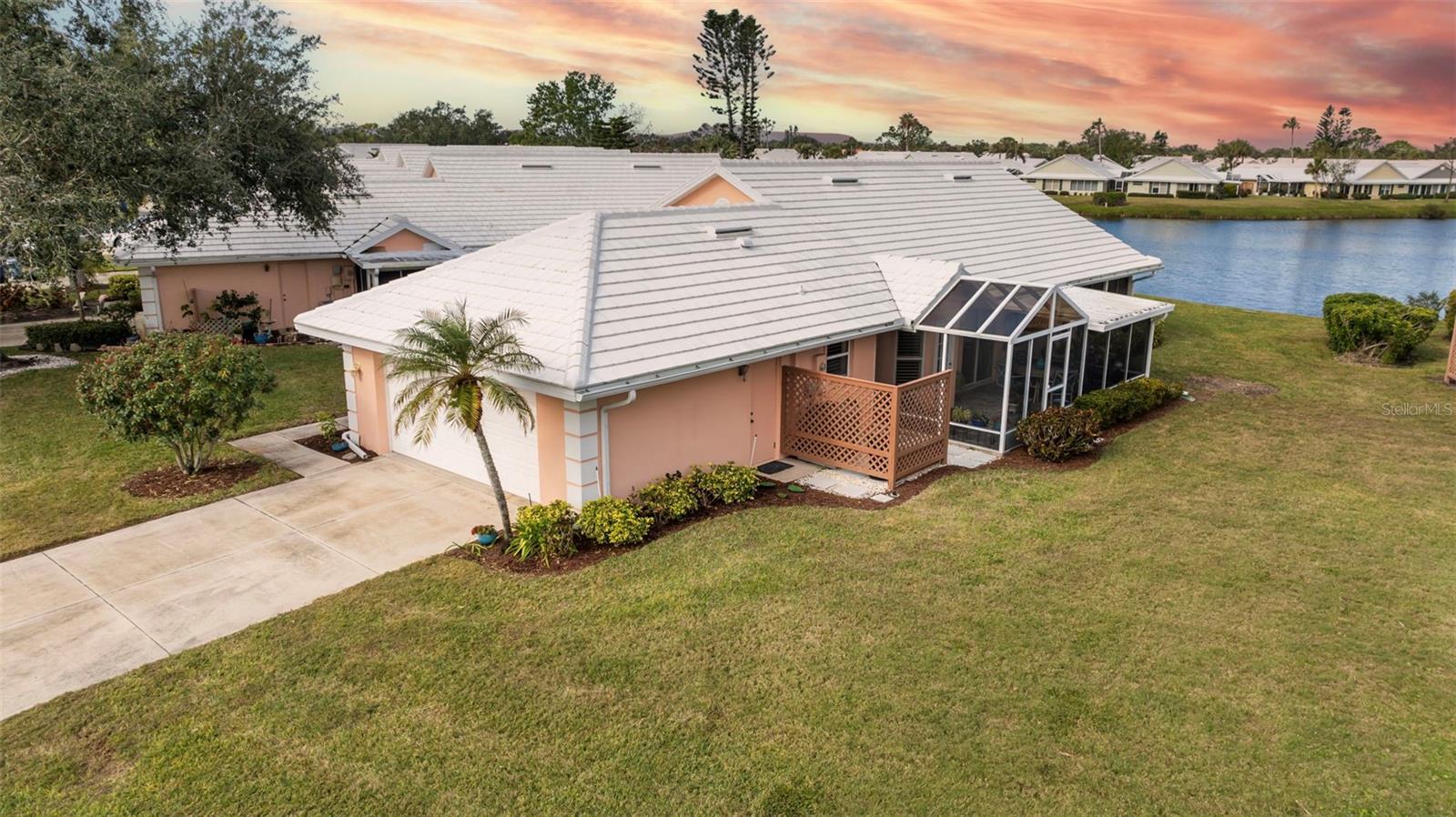 713 HARRINGTON LAKE DR N #18, VENICE, FL, 34293