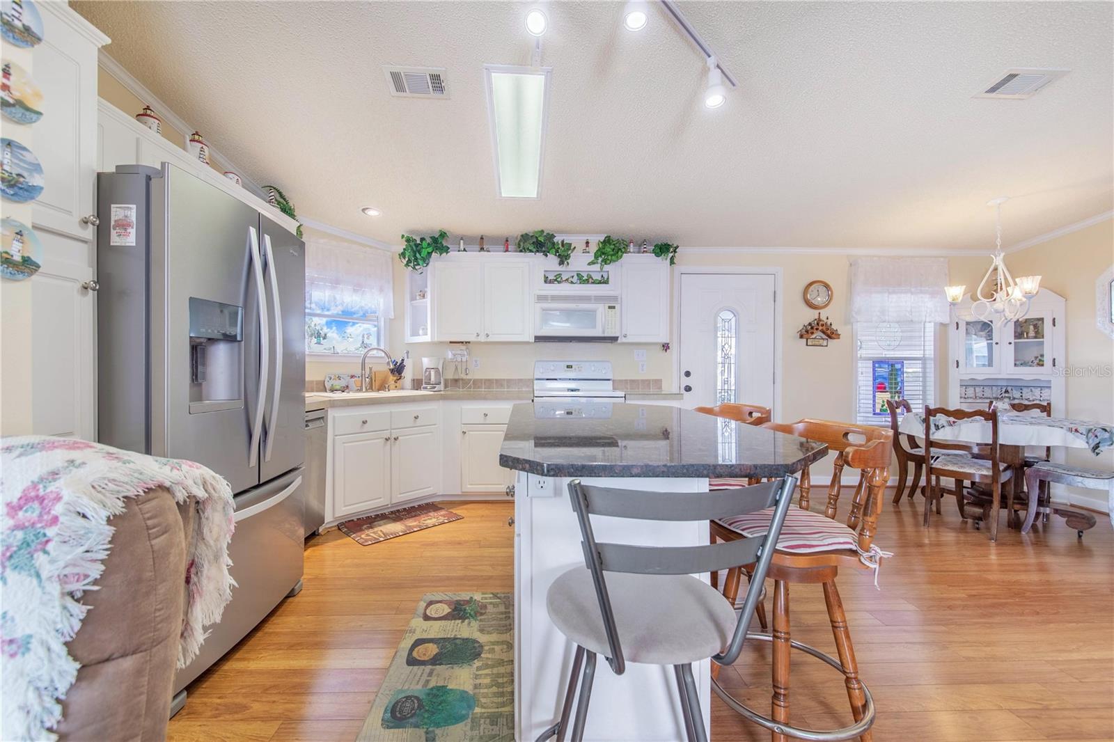 530 VILLAGE BLVD, FROSTPROOF, FL, 33843