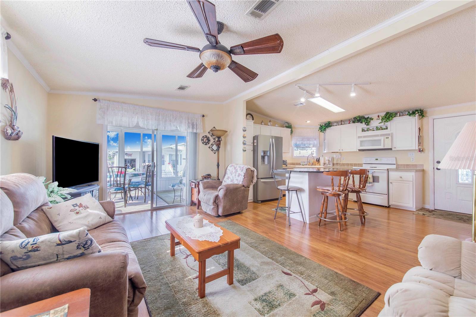 530 VILLAGE BLVD, FROSTPROOF, FL, 33843