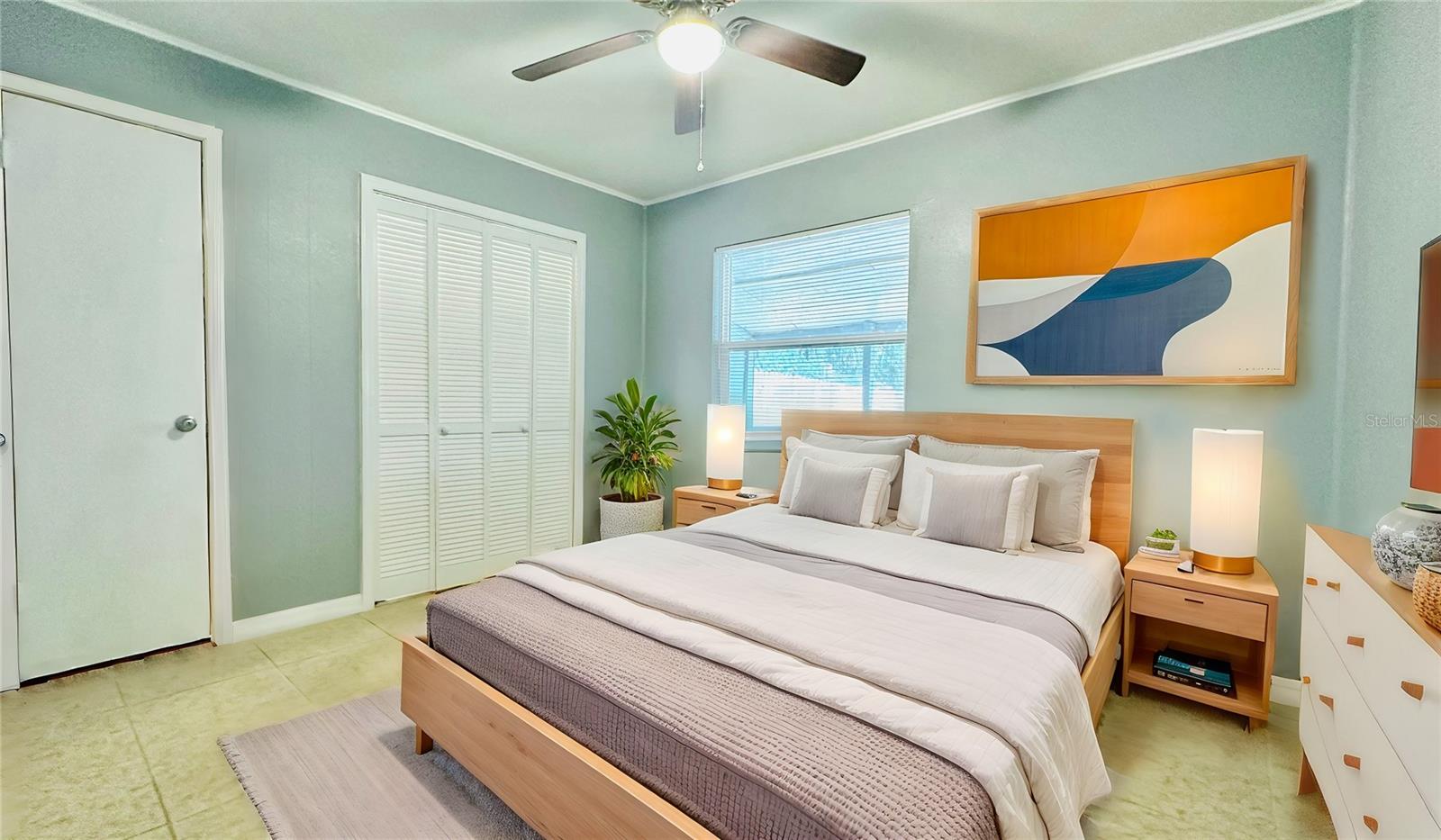 2439 S MILLS AVE, ORLANDO, FL, 32806