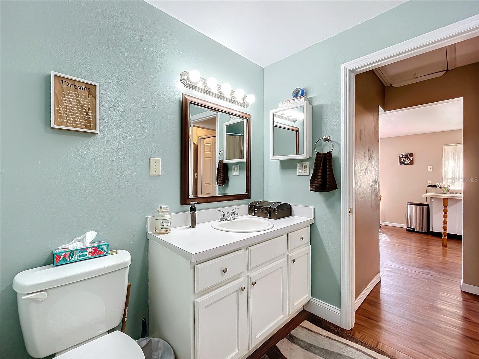 1119 PINE AVE, TAVARES, FL, 32778