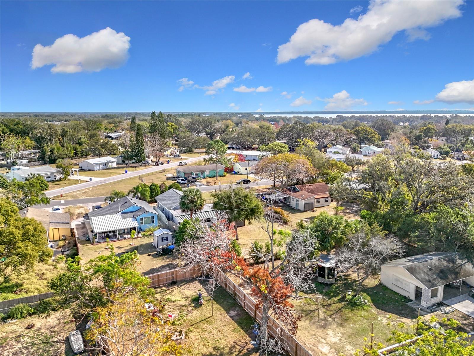 1119 PINE AVE, TAVARES, FL, 32778