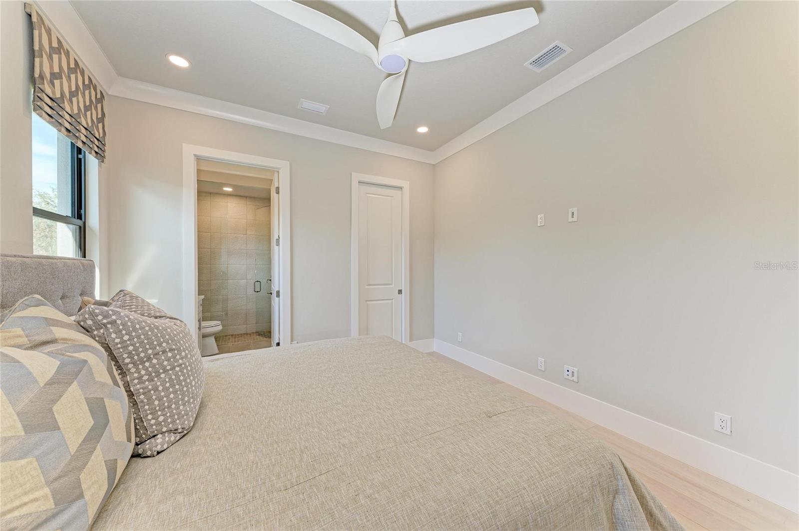 3123 FOUNDERS CLUB DR, SARASOTA, FL, 34240