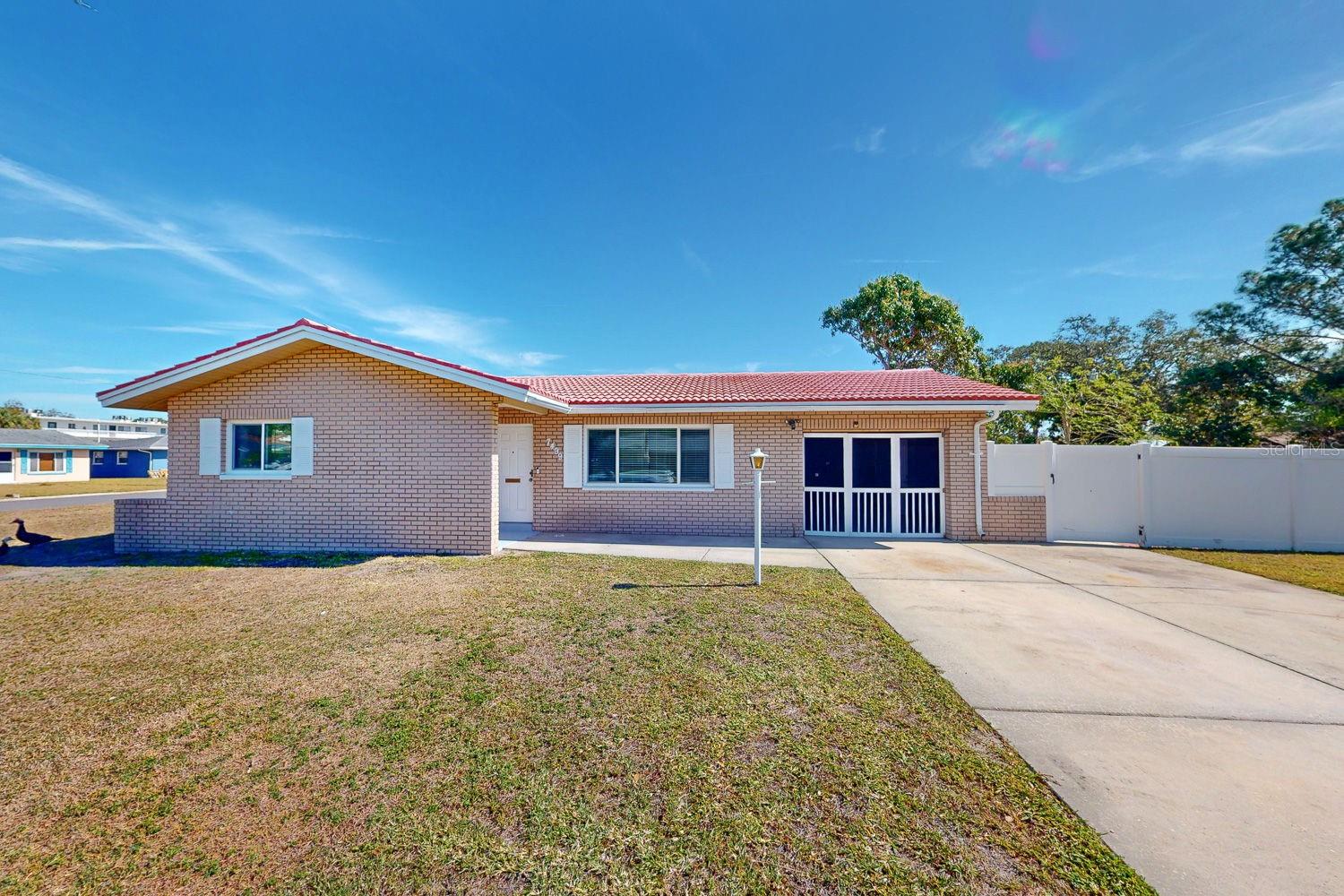 7499 7TH ST N, ST PETERSBURG, FL, 33702