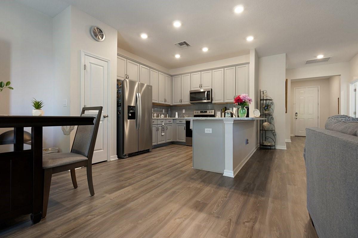 711 OLD WINDSOR WAY, SPRING HILL, FL, 34609