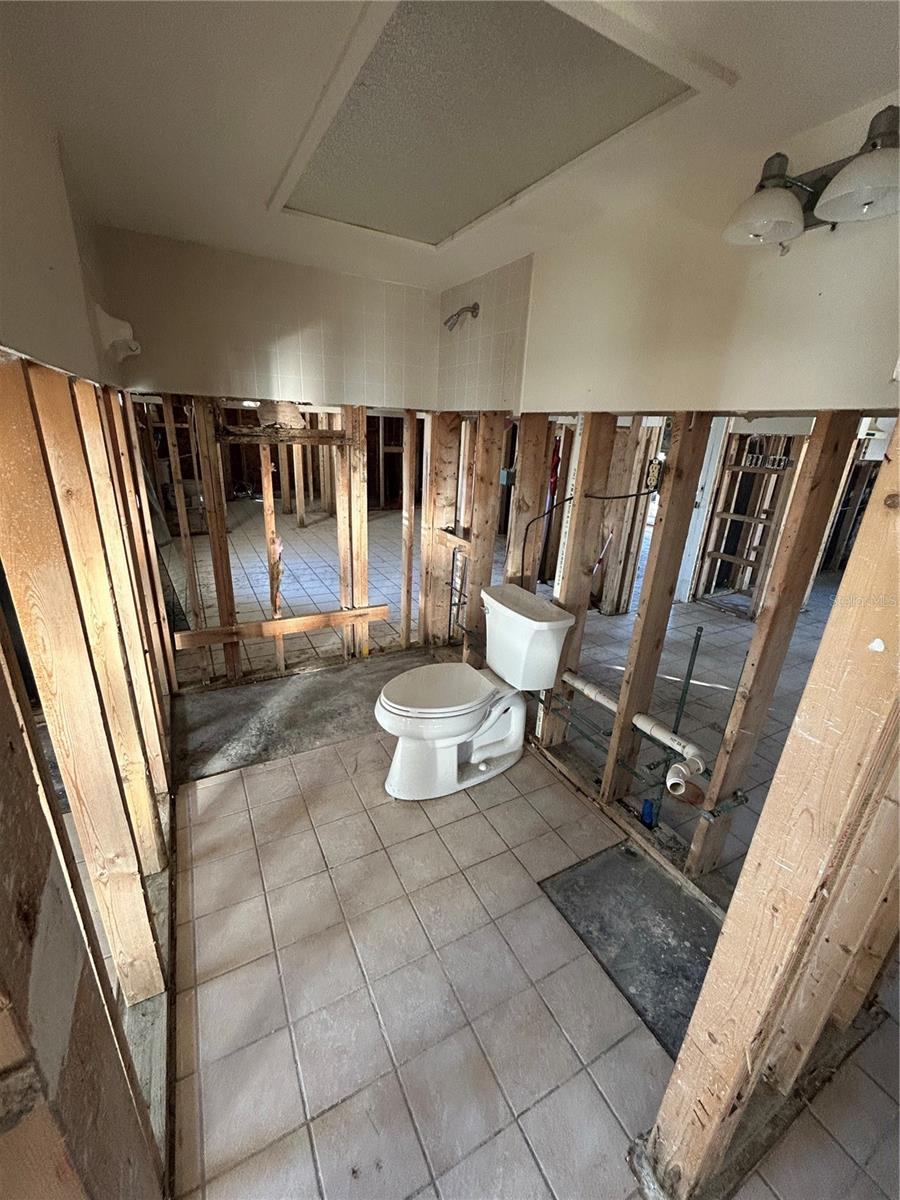 6116 ISLAND DR, WEEKI WACHEE, FL, 34607