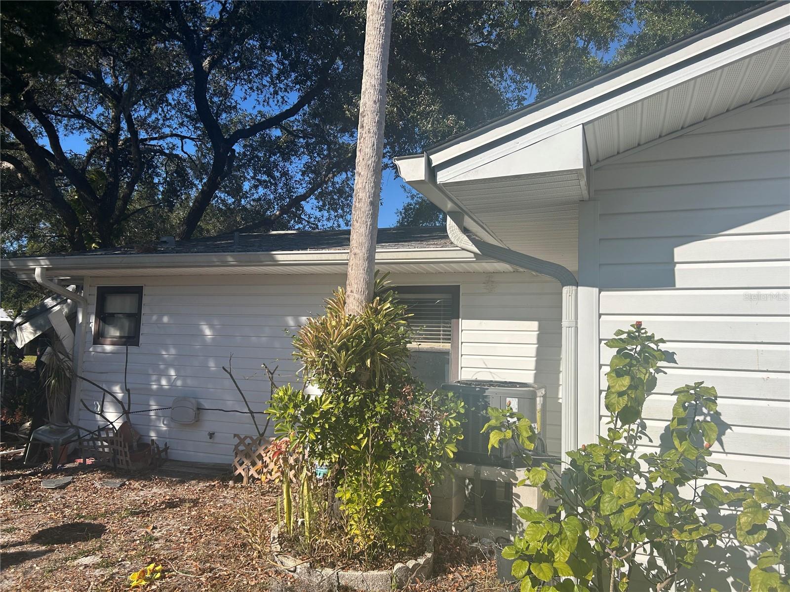 6116 ISLAND DR, WEEKI WACHEE, FL, 34607