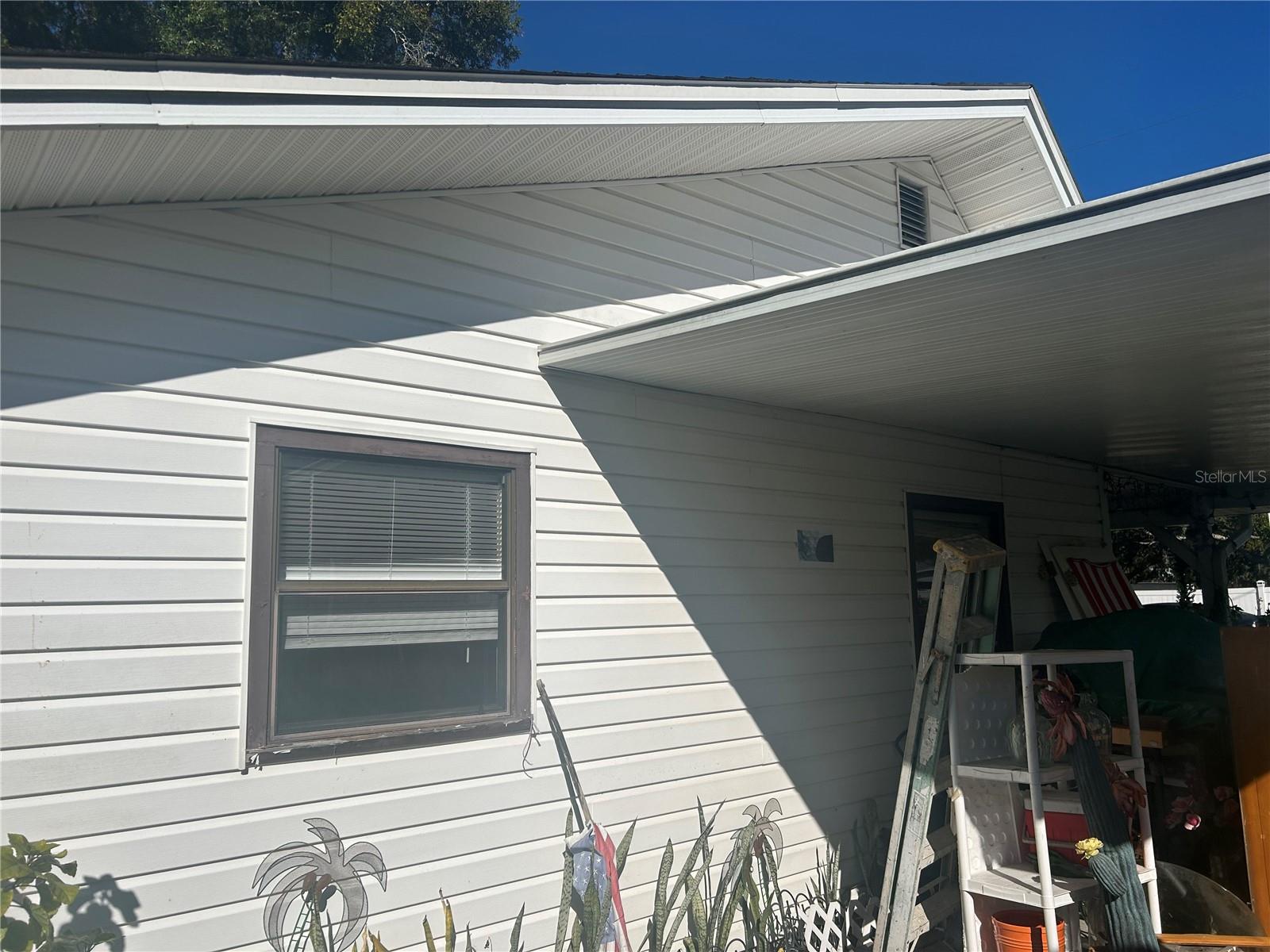 6116 ISLAND DR, WEEKI WACHEE, FL, 34607