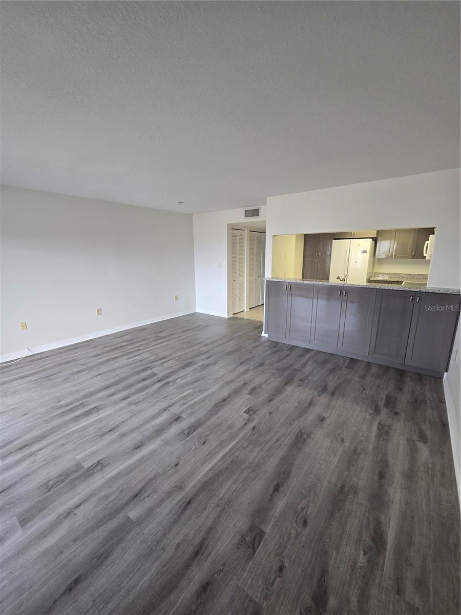 106 1ST ST E #213, TIERRA VERDE, FL, 33715