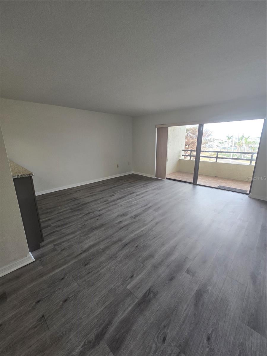 106 1ST ST E #213, TIERRA VERDE, FL, 33715