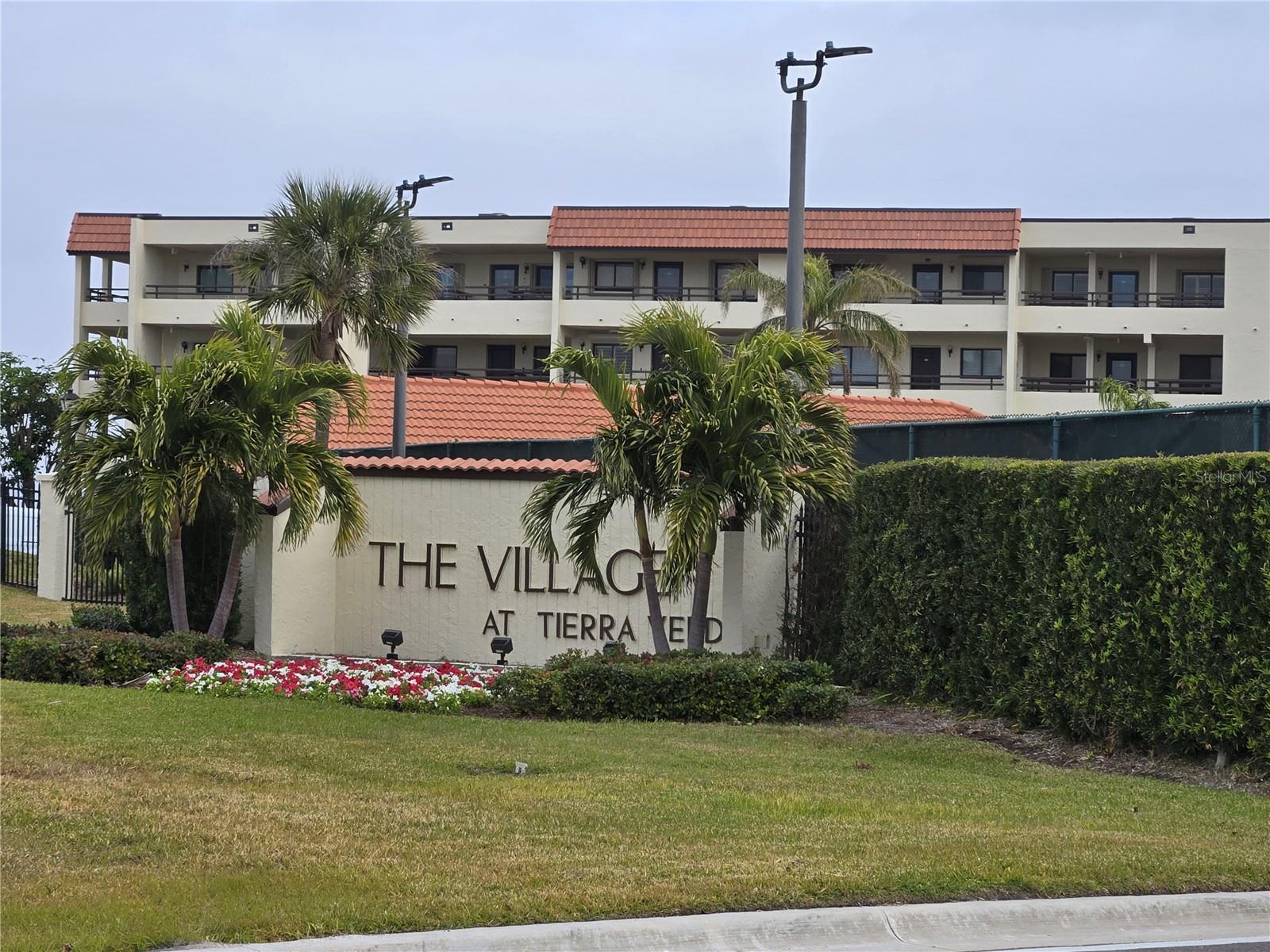 106 1ST ST E #213, TIERRA VERDE, FL, 33715