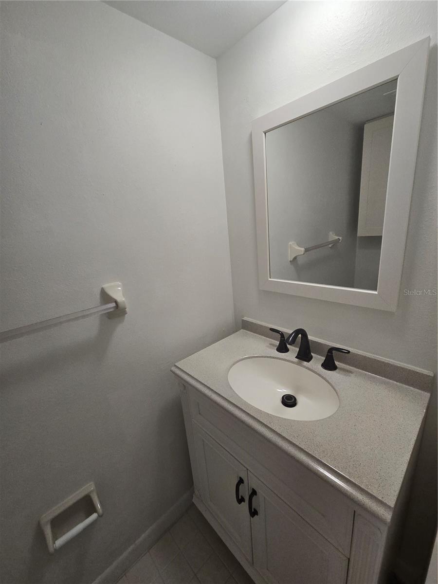 106 1ST ST E #213, TIERRA VERDE, FL, 33715