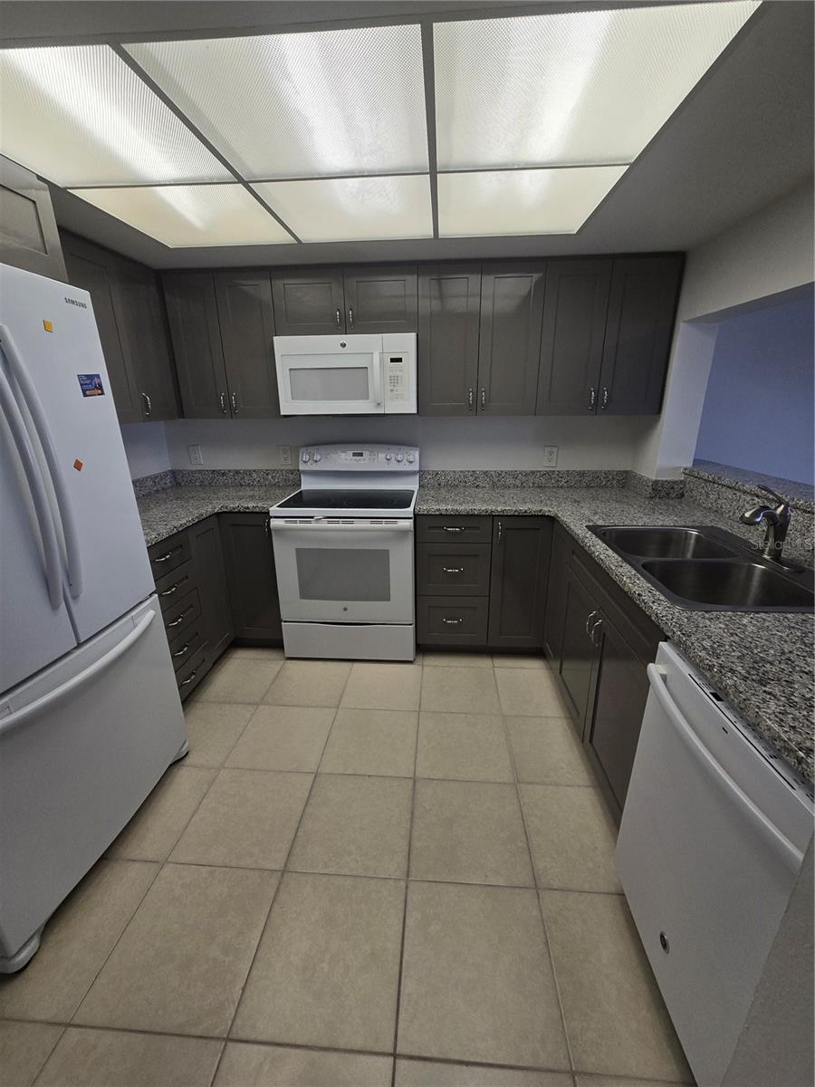 106 1ST ST E #213, TIERRA VERDE, FL, 33715