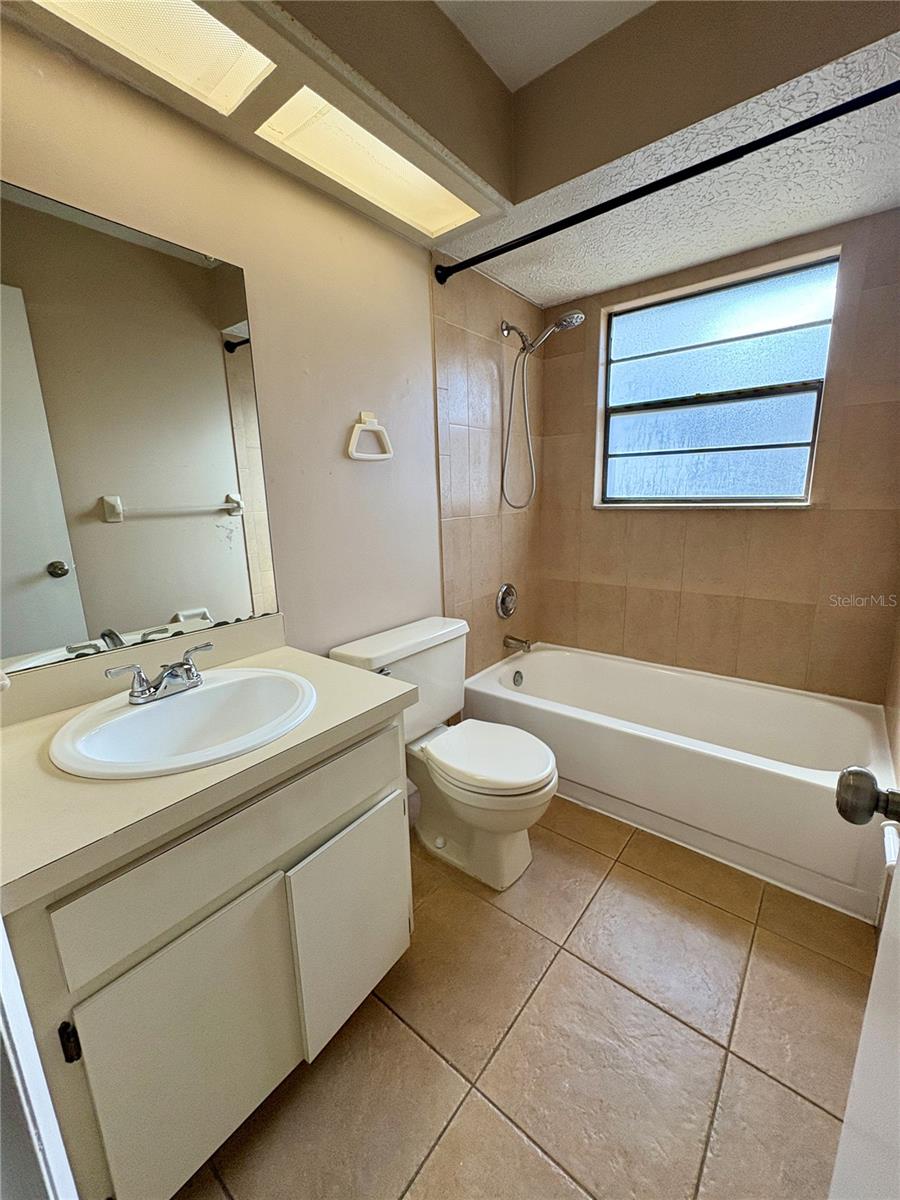 2307 SOUTHERN LITES AVE, LUTZ, FL, 33549