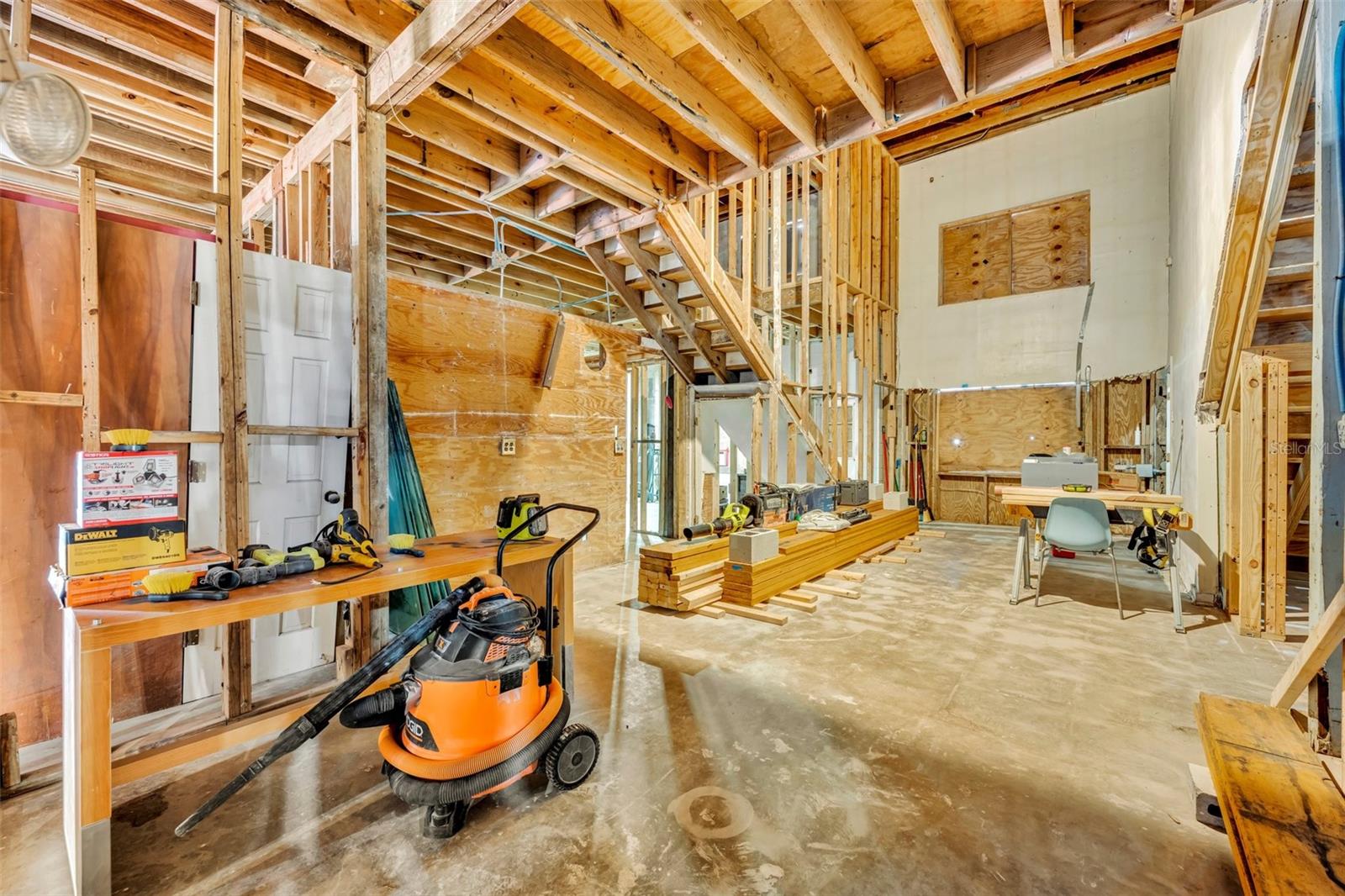 2323 TUSKAWILLA RD, OVIEDO, FL, 32765