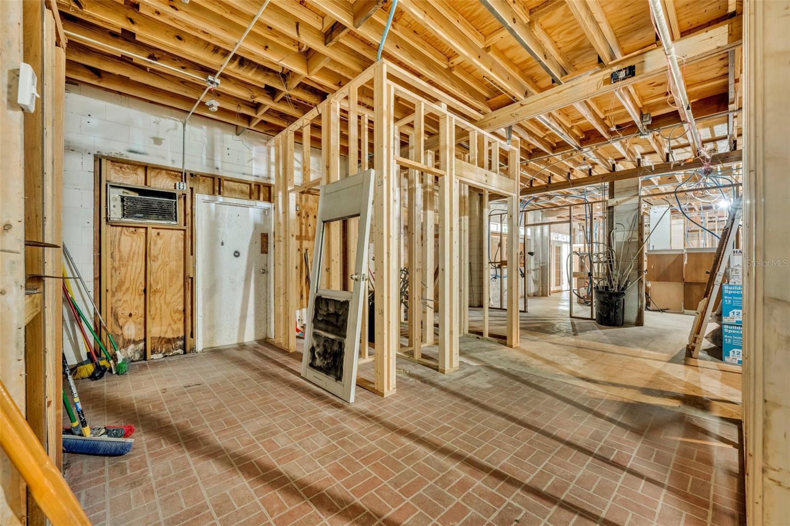 2323 TUSKAWILLA RD, OVIEDO, FL, 32765