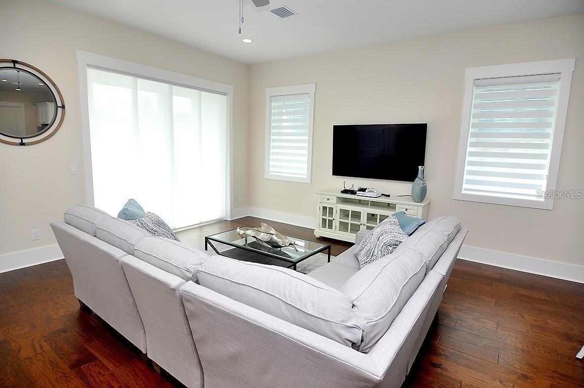 1413 BAYSHORE BLVD #9, DUNEDIN, FL, 34698