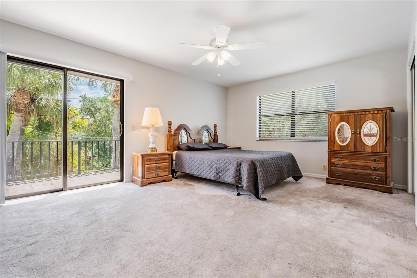 867 MANDALAY AVE, CLEARWATER BEACH, FL, 33767