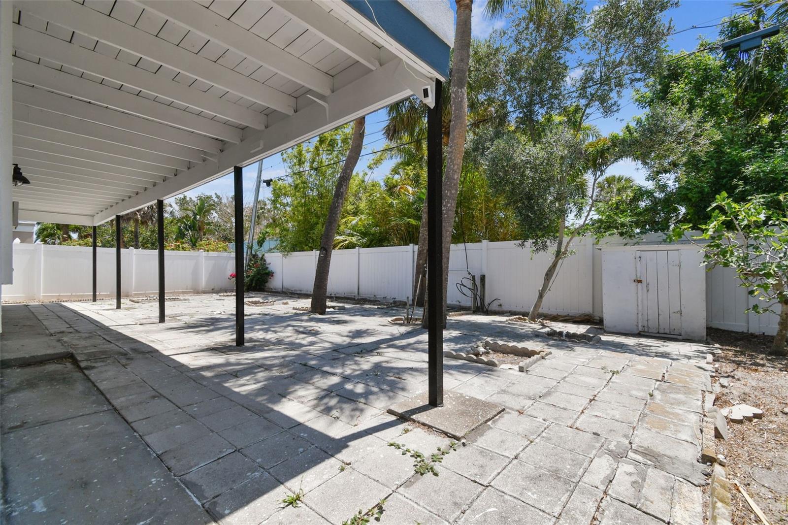 867 MANDALAY AVE, CLEARWATER BEACH, FL, 33767