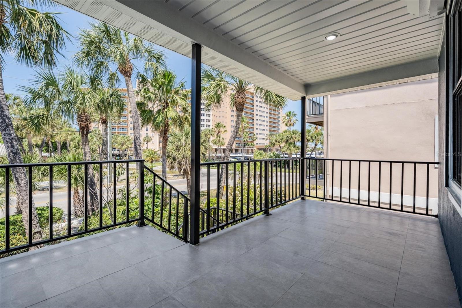 867 MANDALAY AVE, CLEARWATER BEACH, FL, 33767