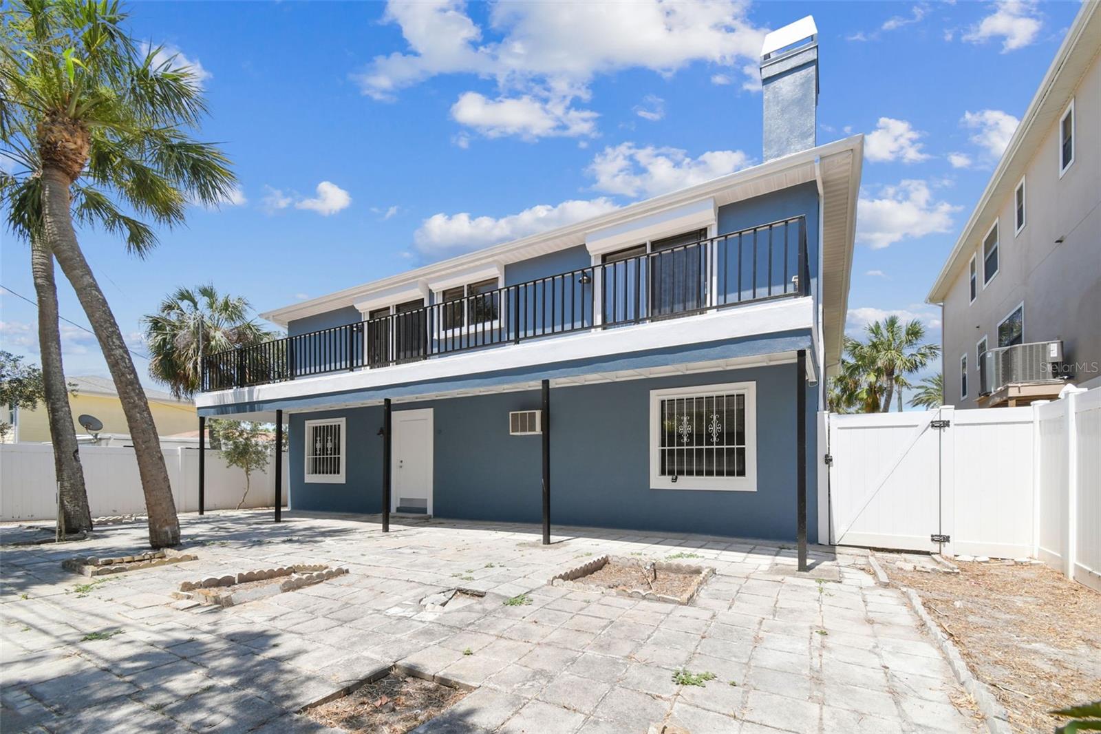 867 MANDALAY AVE, CLEARWATER BEACH, FL, 33767
