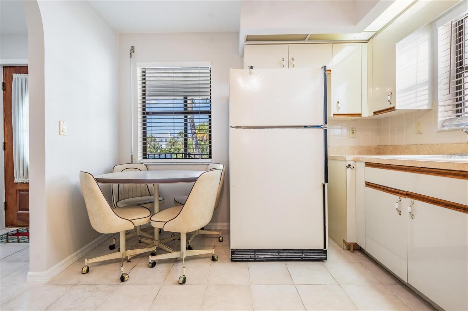 867 MANDALAY AVE, CLEARWATER BEACH, FL, 33767