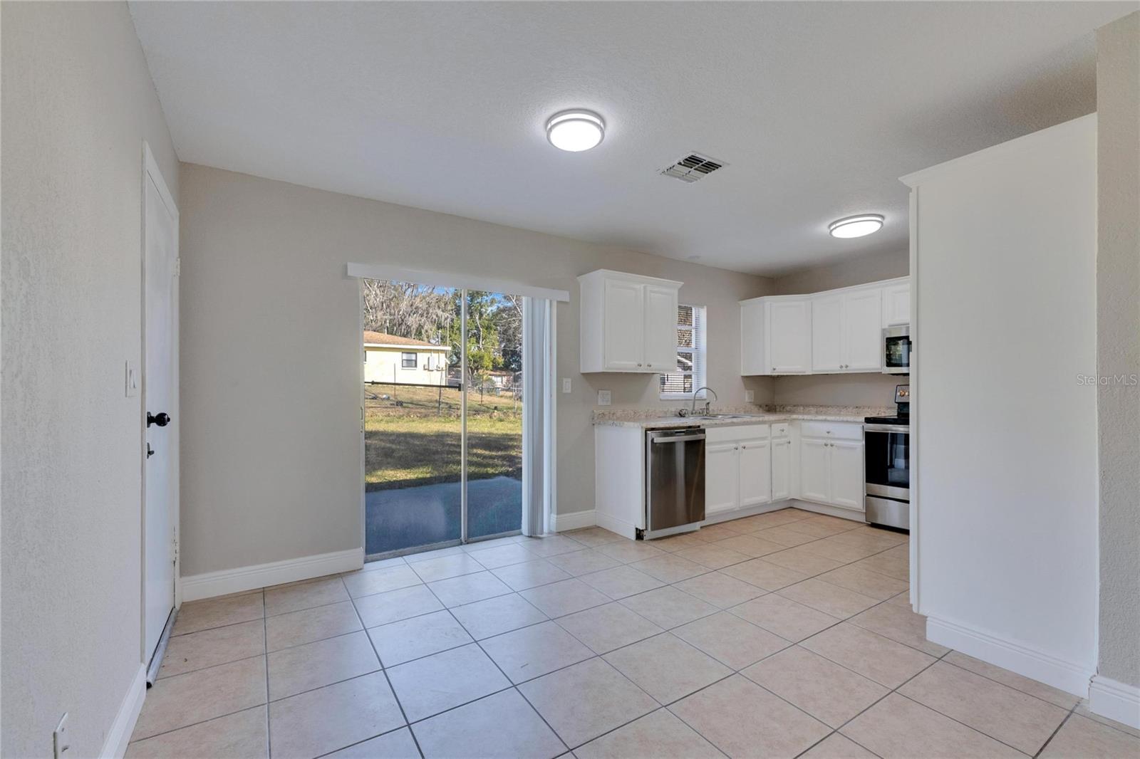 27111 WAKEFIELD DR, BROOKSVILLE, FL, 34602