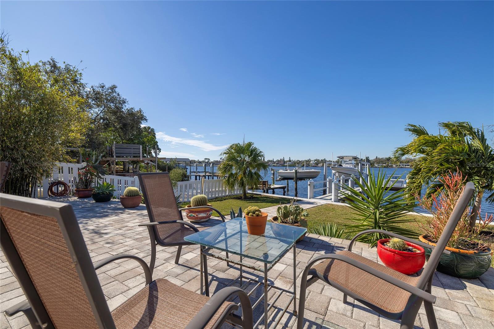 743 CHESAPEAKE DR, TARPON SPRINGS, FL, 34689
