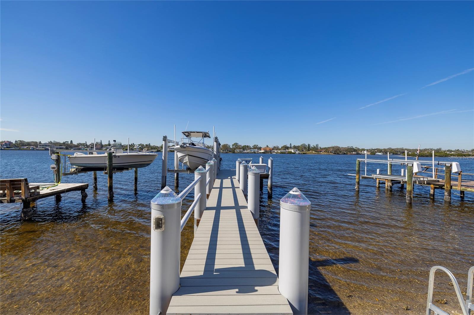 743 CHESAPEAKE DR, TARPON SPRINGS, FL, 34689