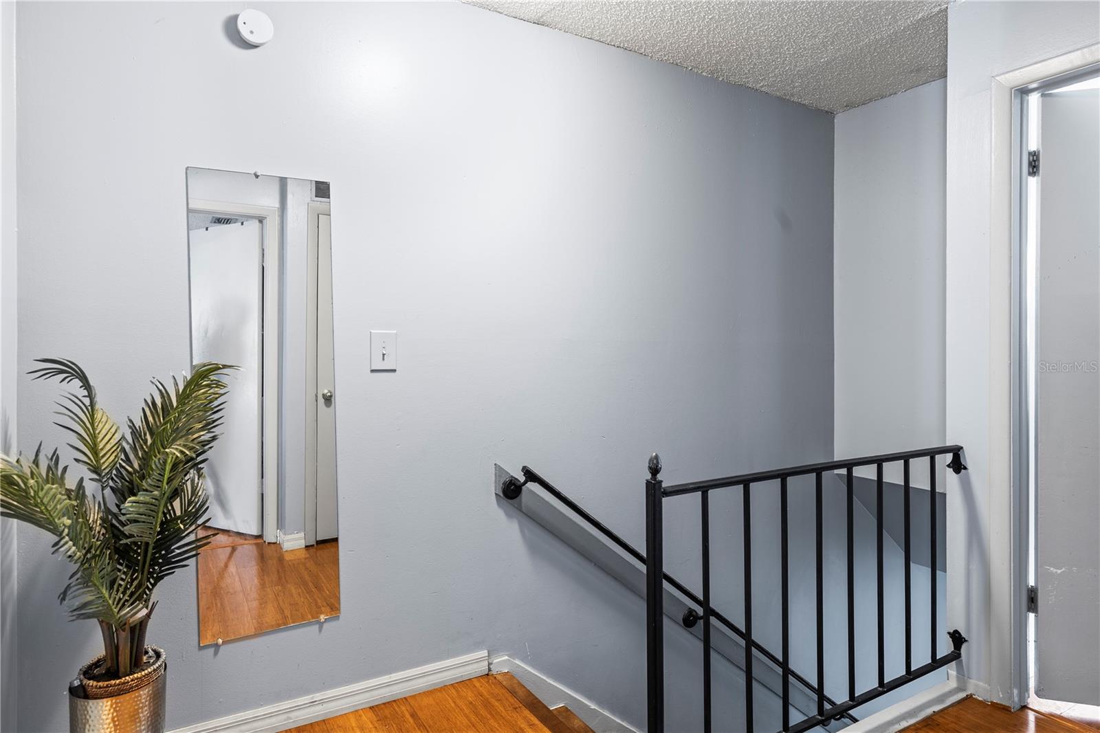 7606 WOODBRIDGE BLVD, TAMPA, FL, 33615