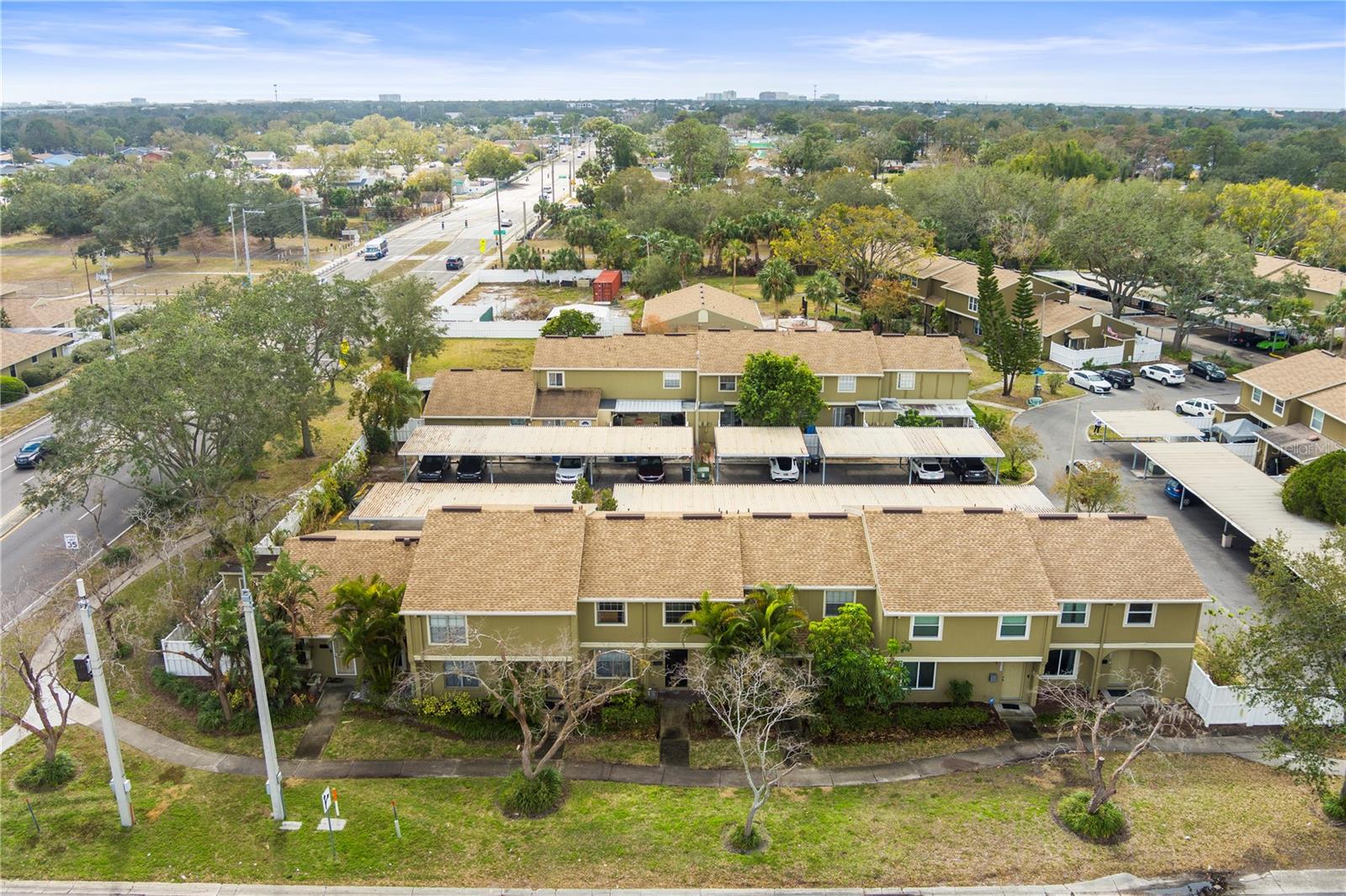 7606 WOODBRIDGE BLVD, TAMPA, FL, 33615