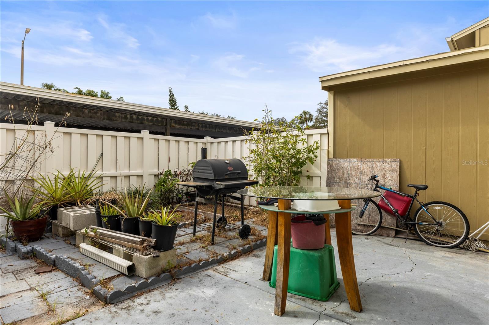 7606 WOODBRIDGE BLVD, TAMPA, FL, 33615