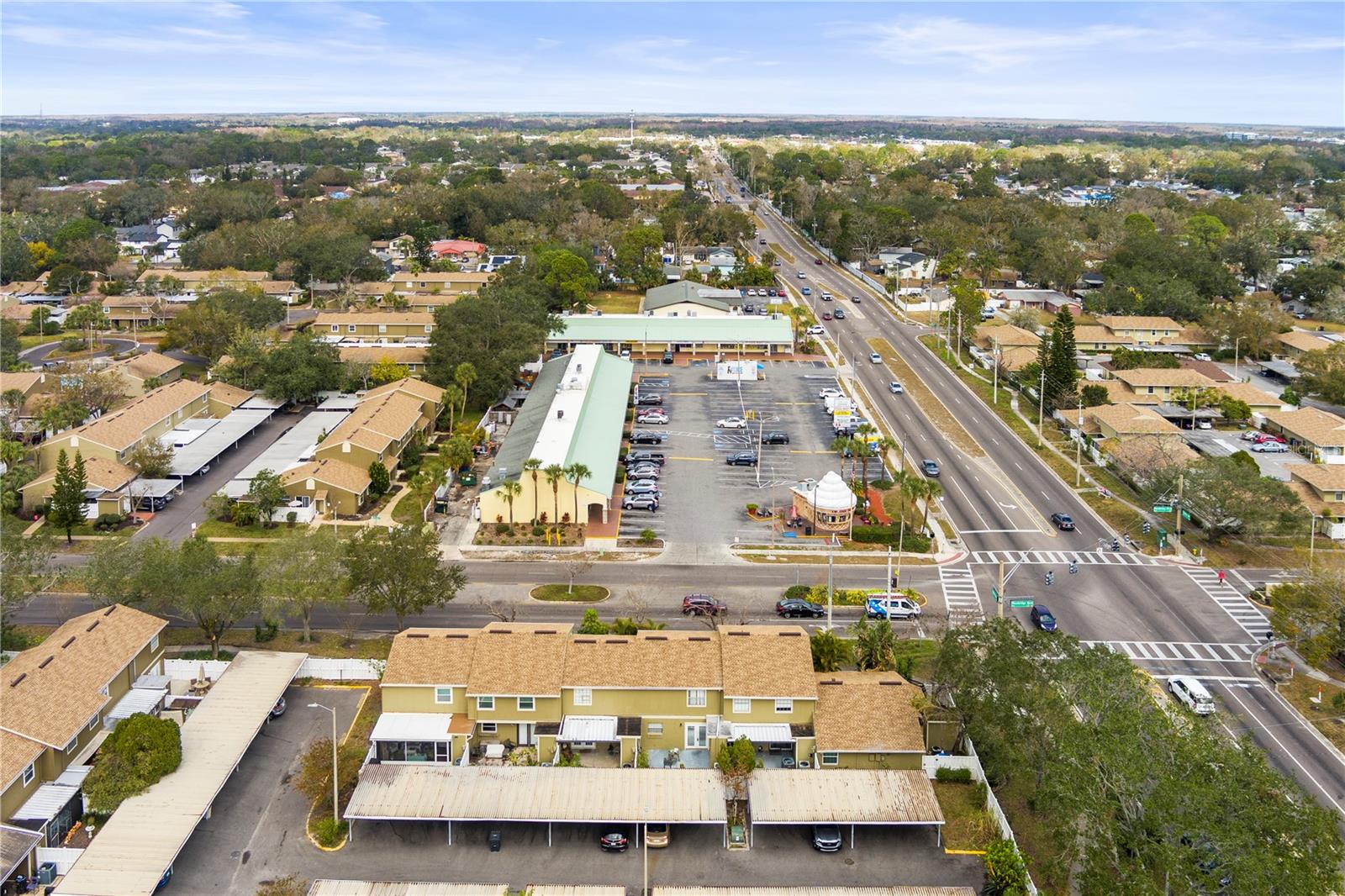 7606 WOODBRIDGE BLVD, TAMPA, FL, 33615