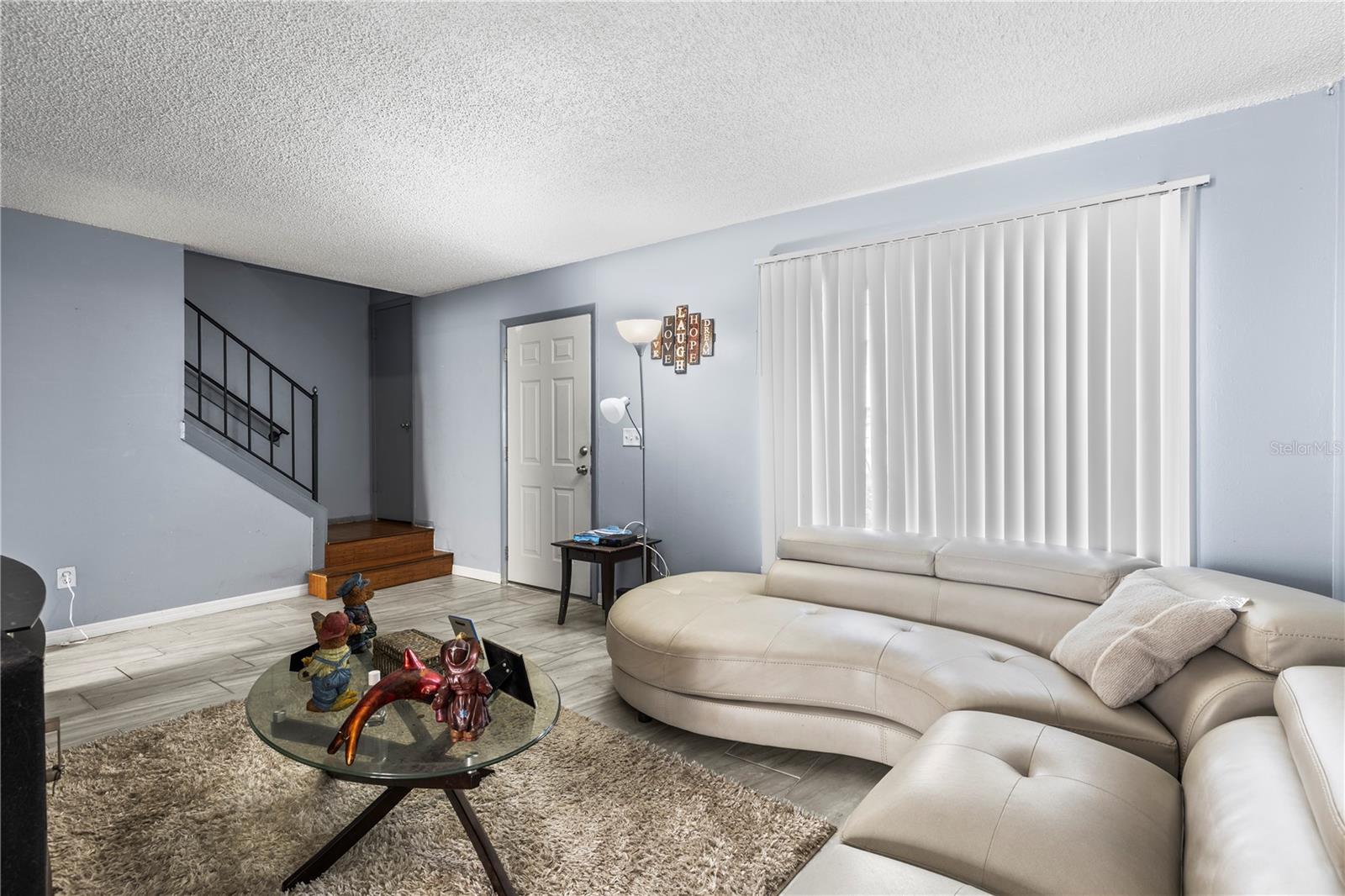 7606 WOODBRIDGE BLVD, TAMPA, FL, 33615