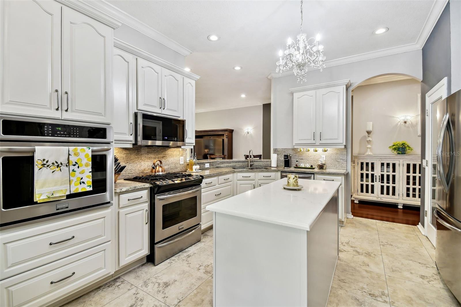 18206 PARASOL WAY, LUTZ, FL, 33558