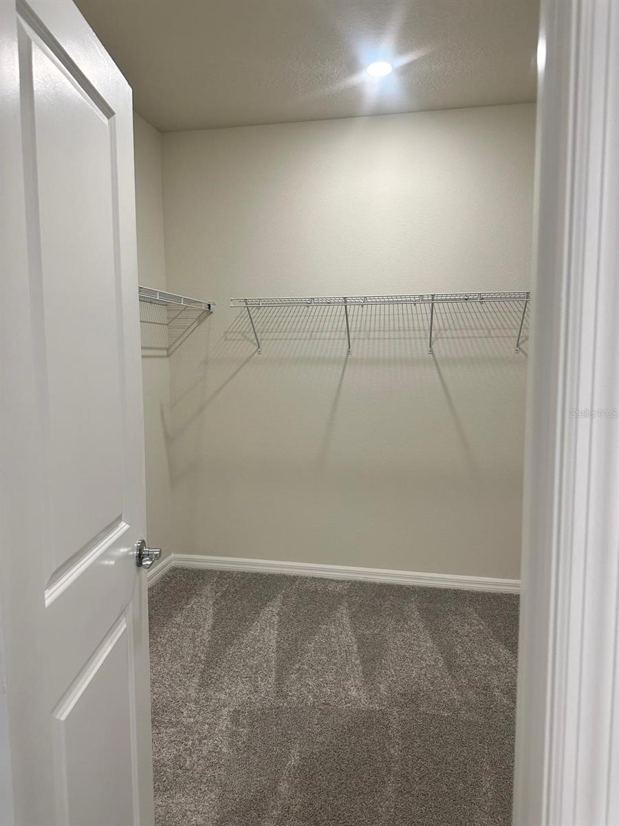 3653 CAMBRIDGE BROOK DR, DAVENPORT, FL, 33837