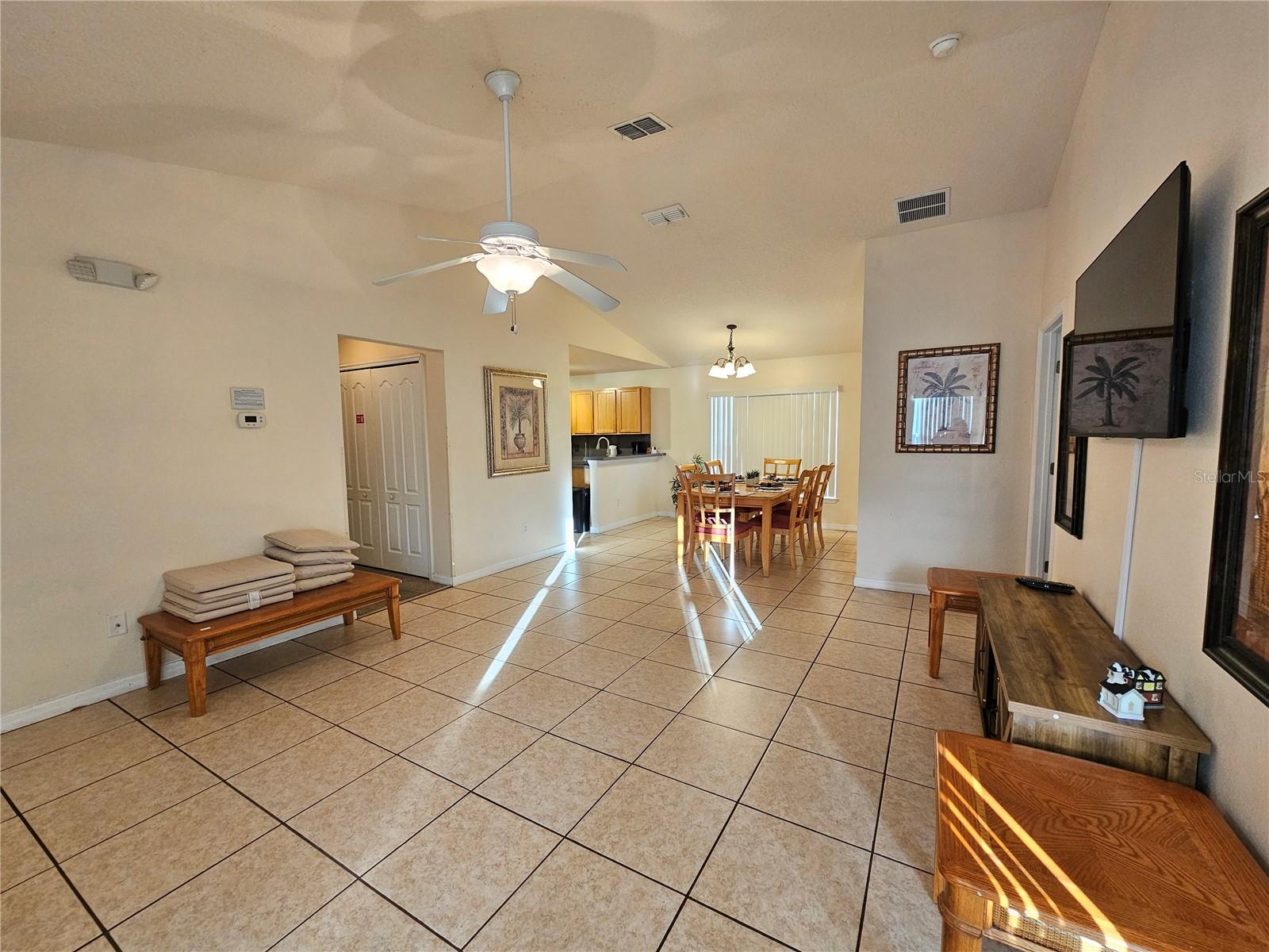 297 BLUE JAY WAY, DAVENPORT, FL, 33896