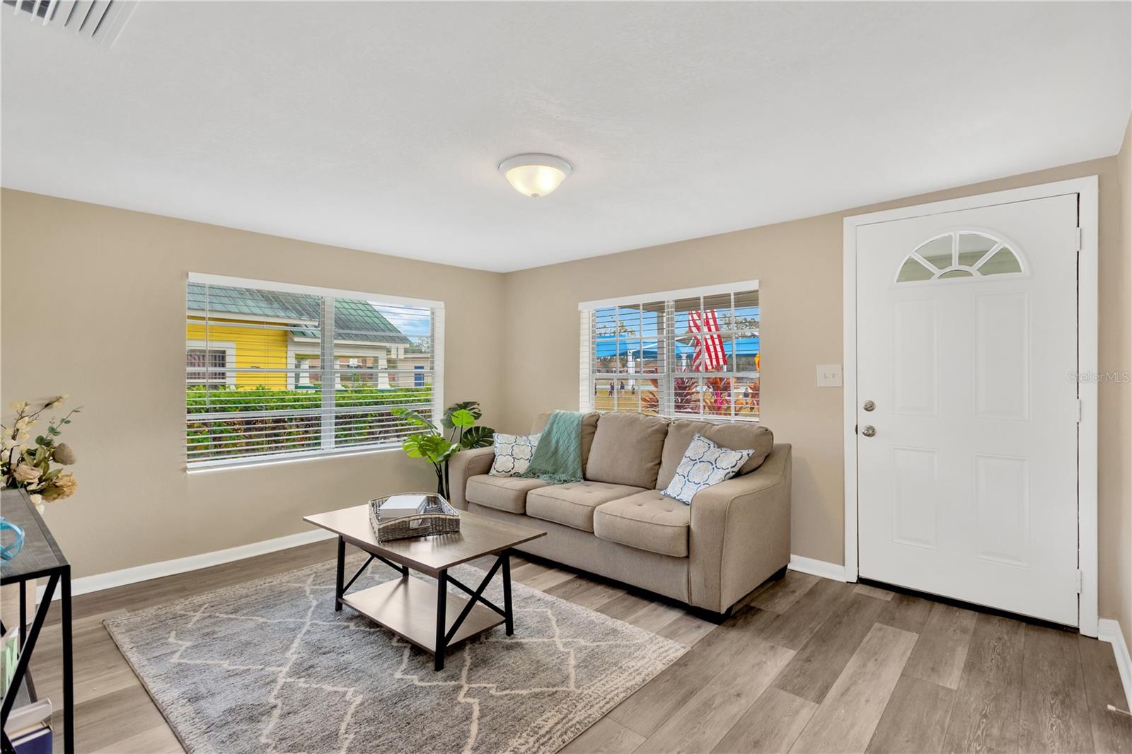 1318 E RENFRO ST, PLANT CITY, FL, 33563