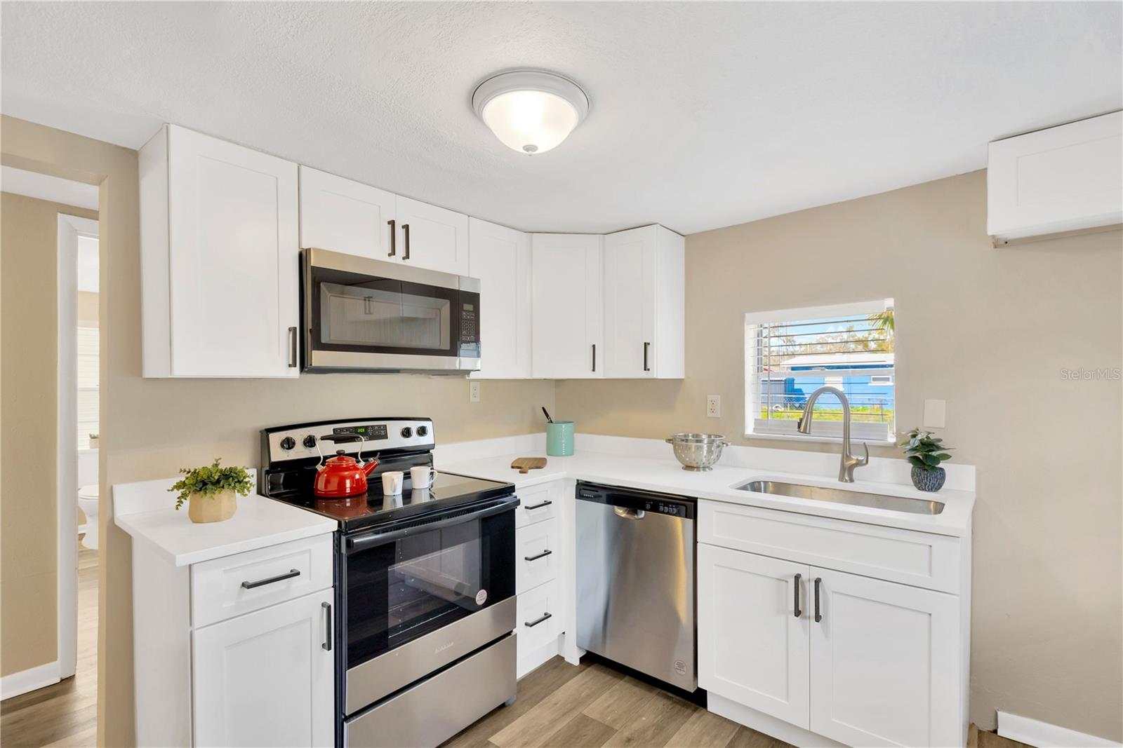 1318 E RENFRO ST, PLANT CITY, FL, 33563