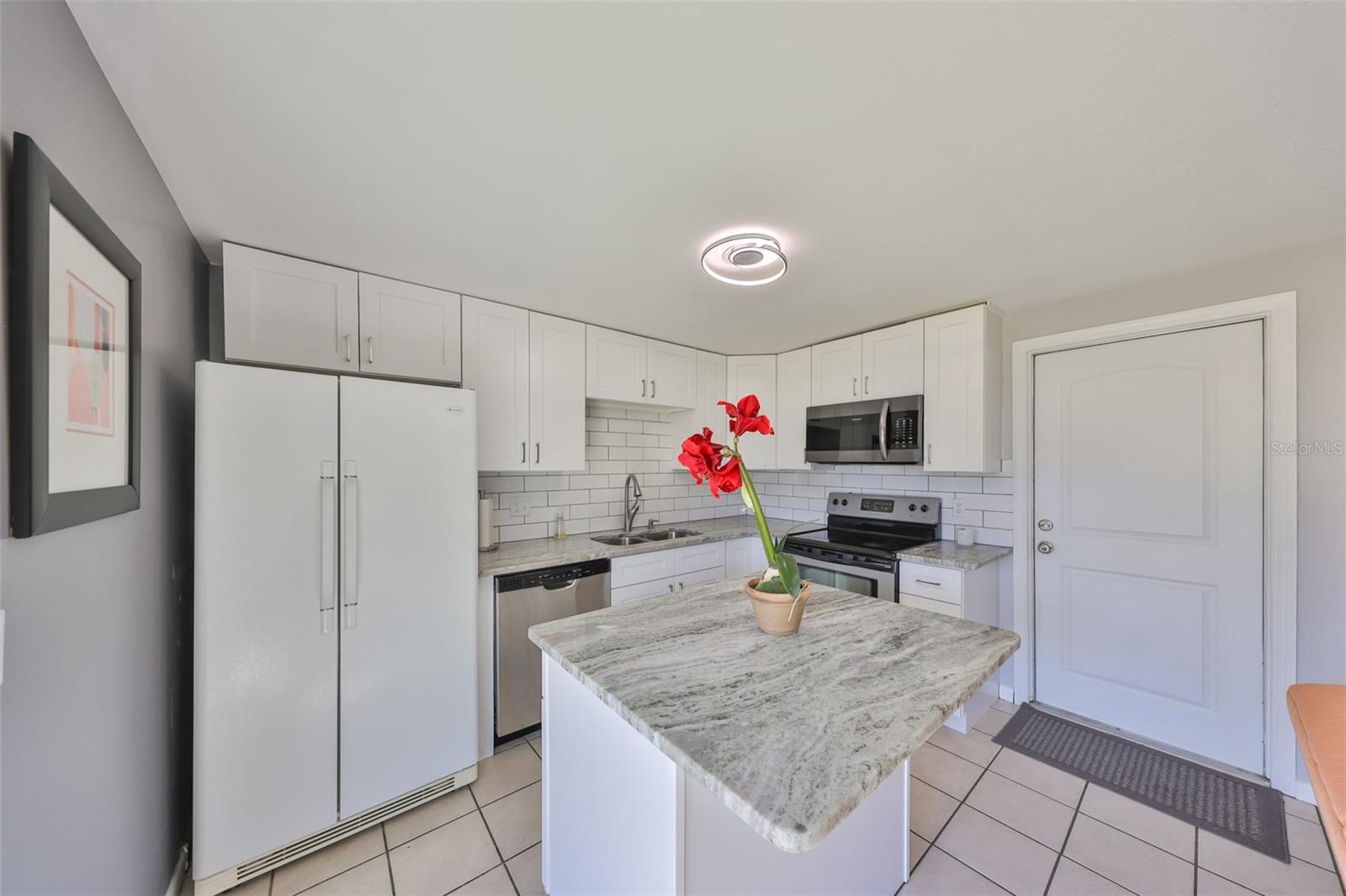 6025 FLORIDA CIR S, APOLLO BEACH, FL, 33572