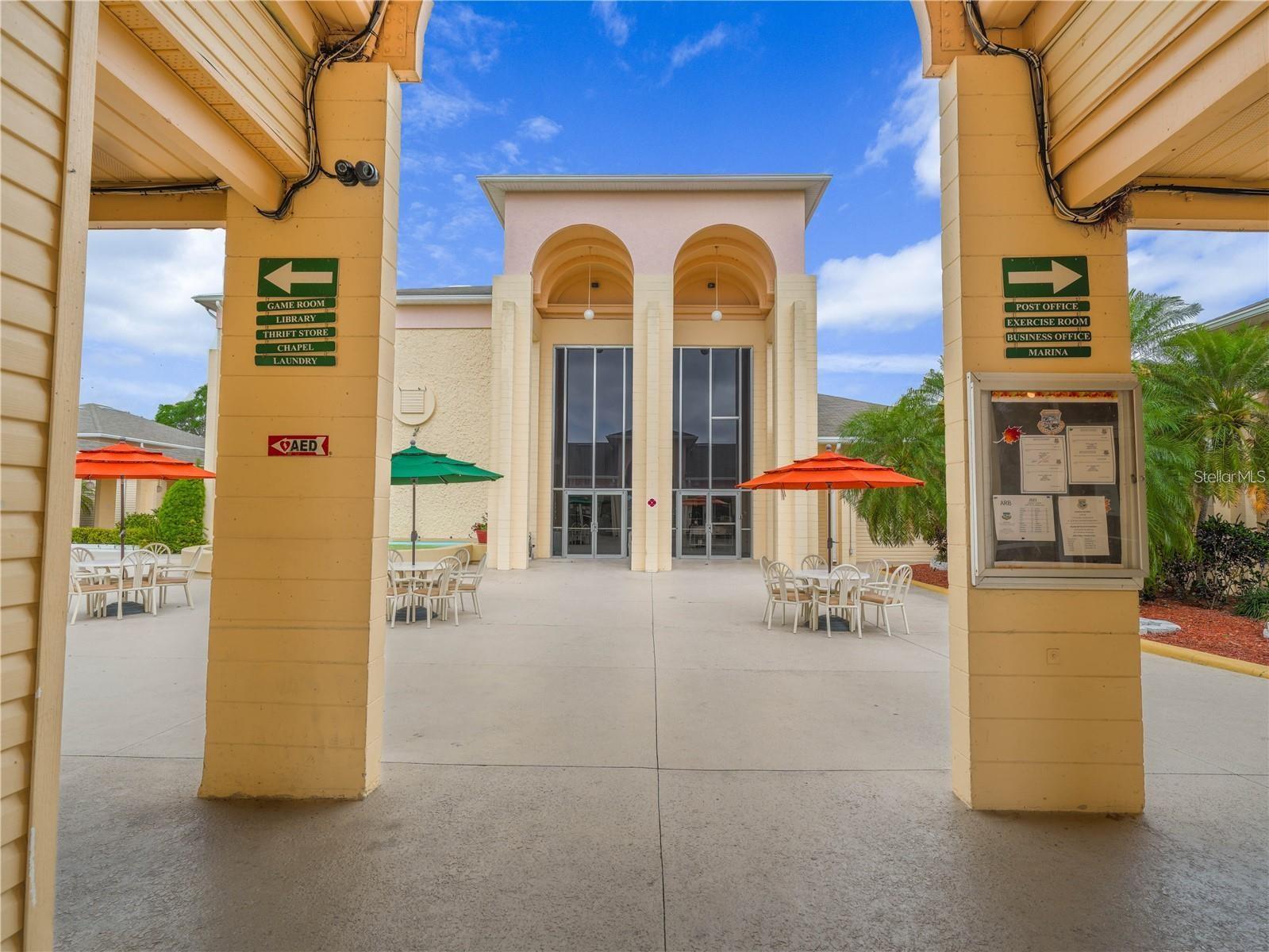 105 CLUB CIR, LAKE WALES, FL, 33854