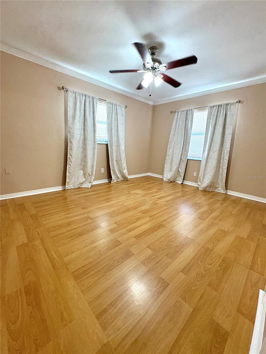 1909 N MACDILL AVE, TAMPA, FL, 33607